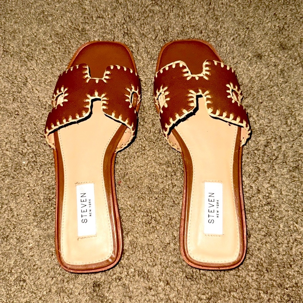 New Never Worn Steve Madden HADYN Woven COGNAC LEATHER Slide Sandals Size 5
